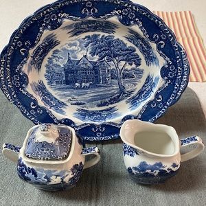 Grindley English Country Inns, plater and creamer/ sugar bowl set, vintage